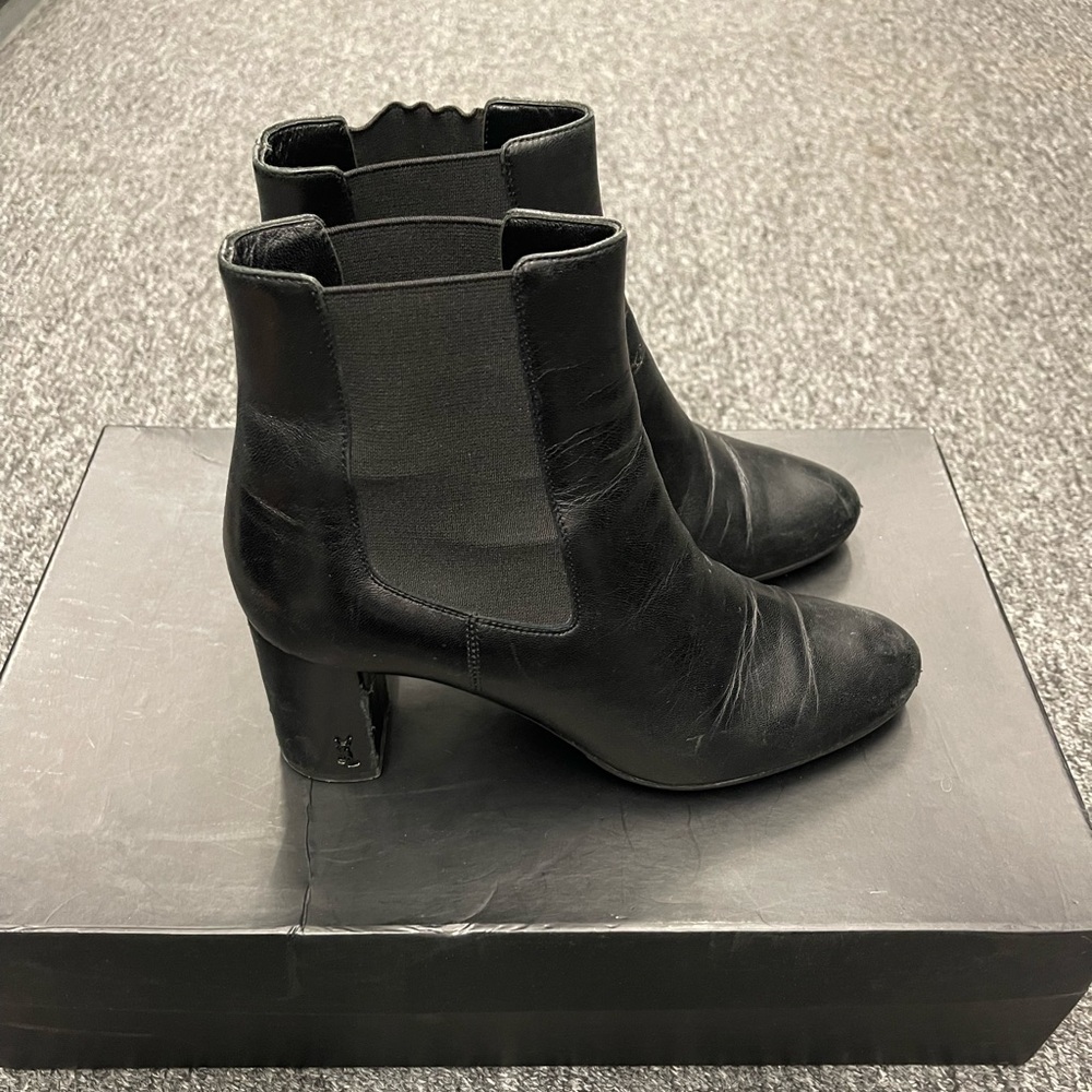 YSL Leather Chelsea Boots…Priced to Sell! ♥️
